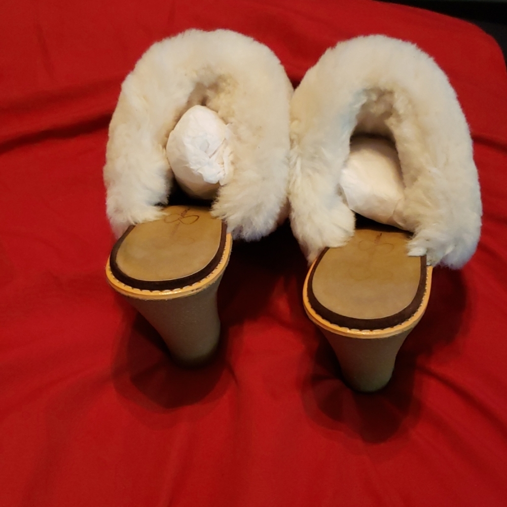 Dress Shoes - Picture 3 of 4